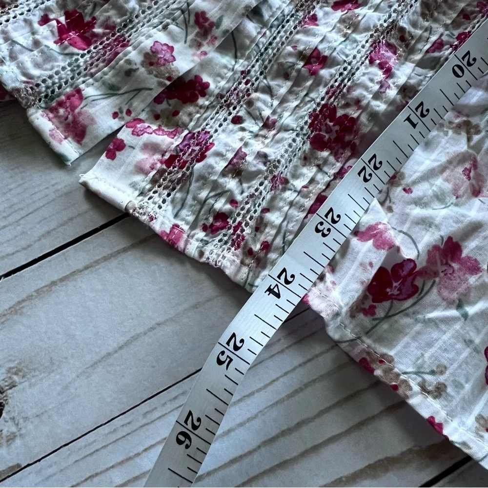 EUC Talbots Floral Cottagecore Top in White Red Pink size M - Picture 9 of 9